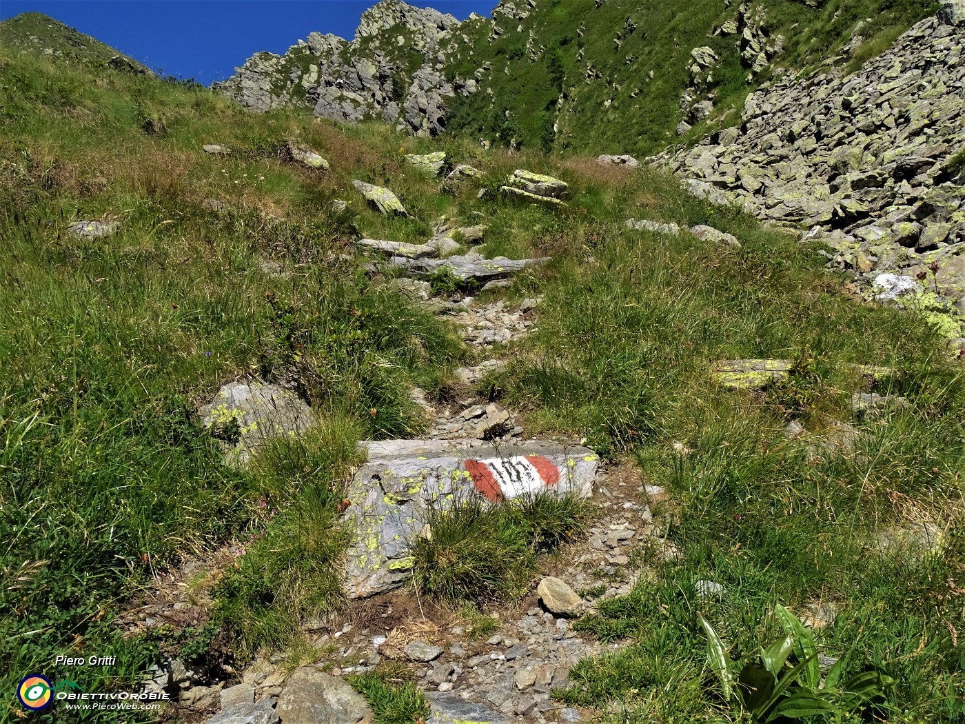 62 Agganciato il sent. 101 per salire alla Bocchetta di Piedivalle.JPG